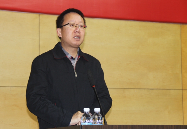 沈海龙副经理主持大会