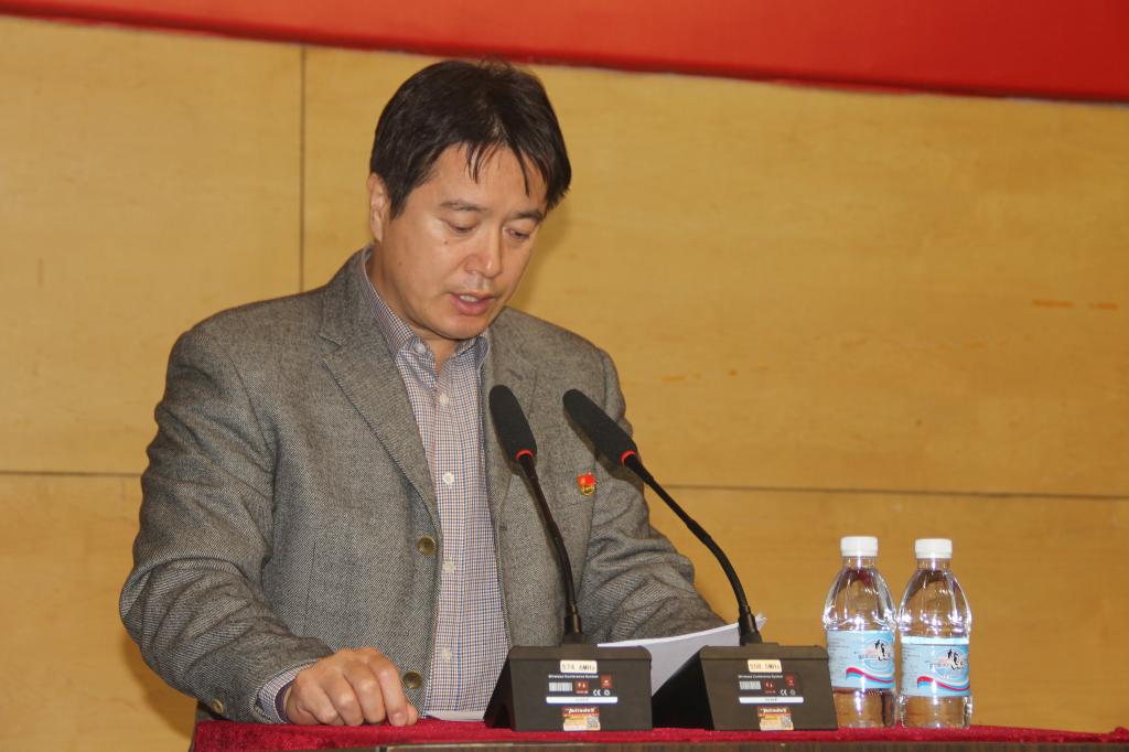 杨斌副经理述职